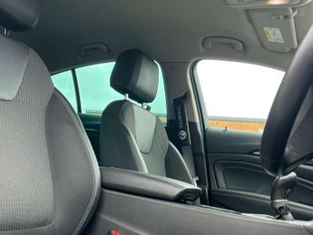 Vauxhall INSIGNIA 1.6 Insignia SRi Nav ecoTec TD 5dr