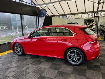 MERCEDES-BENZ A-CLASS 1.3 A 200 AMG Line Exeutive Auto 5dr