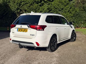 MITSUBISHI OUTLANDER 2.0 Outlander GX 4h PHEV Semi-Auto 4WD 5dr