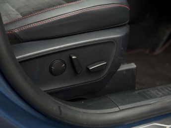 FORD KUGA 2.5 Kuga ST-Line Phev CVT 5dr