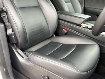 TESLA MODEL Y Model Y Long Range AWD 4WD 5dr