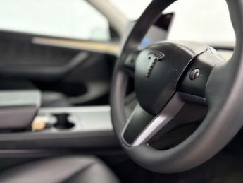 TESLA MODEL Y Model Y Long Range AWD 4WD 5dr