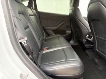 TESLA MODEL Y Model Y Long Range AWD 4WD 5dr