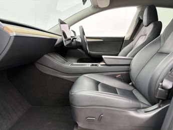 TESLA MODEL Y Model Y Long Range AWD 4WD 5dr