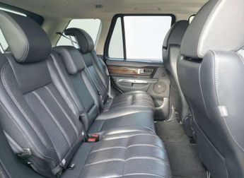 Land Rover RANGE ROVER SPORT 3.0 Range Rover Sport HSE Black SDV6 Auto 4WD 5dr