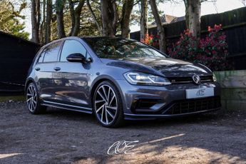 VOLKSWAGEN GOLF 2.0 Golf R TSi Semi-Auto 4WD 5dr
