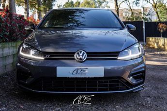 VOLKSWAGEN GOLF 2.0 Golf R TSi Semi-Auto 4WD 5dr