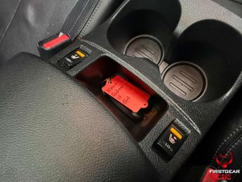 Nissan Qashqai 1.6 dCi Tekna SUV 5dr Diesel XTRON 2WD Euro 6 (s/s) (130 ps)