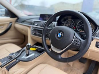 BMW 3 SERIES 2.0 320d xDrive Luxury Auto 4WD 4dr