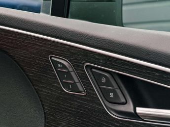 Audi SQ7 4.0 SQ7 Vorsprung TDI MHEV Quattro Auto 4WD 5dr