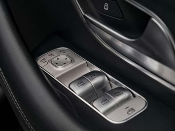 Mercedes-Benz GLE 2.0 GLE 350 AMG Line PREMIUM PLUS de 4Matic Auto 4WD 5dr