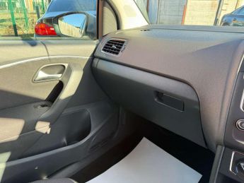 VOLKSWAGEN POLO 1.2 Polo Match Edition TSi Semi-Auto 5dr