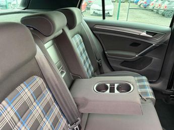 Volkswagen GOLF 1.4 Golf GTE Advance Semi-Auto 5dr