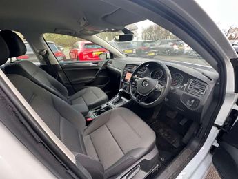 VOLKSWAGEN GOLF e-Golf 5dr
