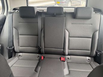 VOLKSWAGEN GOLF e-Golf 5dr