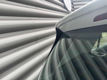 VOLKSWAGEN GOLF e-Golf 5dr