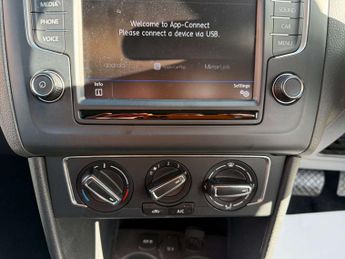 VOLKSWAGEN POLO 1.2 Polo Match Edition TSi Semi-Auto 5dr