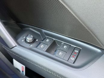 Audi A3 1.5 A3 Sportback 35 TFSI MHEV S Line Semi-Auto 5dr