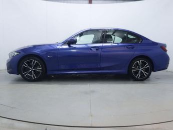 BMW 3 SERIES 2.0 330E M Sport Auto 4dr