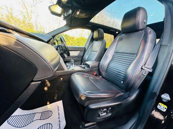 LAND ROVER DISCOVERY SPORT 1.5 Discovery Sport R-Dynamic HSE P300e Auto 4WD 5dr