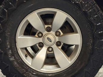 Ford Ranger 2.5 Ranger Thunder Double Cab 4WD 4WD 5dr