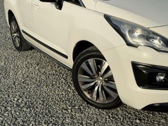 PEUGEOT 3008 1.6 3008 Active Blue HDi S/S Auto 5dr