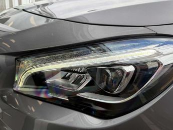 MERCEDES-BENZ CLA 2.1 CLA 220 D AMG Line Auto 5dr