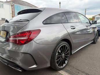 MERCEDES-BENZ CLA 2.1 CLA 220 D AMG Line Auto 5dr