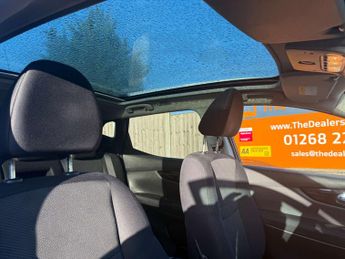 Nissan Qashqai 1.2 Qashqai N-Connecta DiG-T CVT 5dr