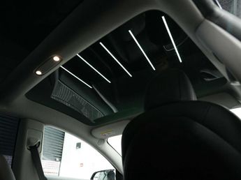 Tesla Model 3 Model 3 Long Range AWD 4WD 4dr