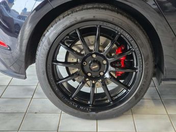 Volkswagen GOLF 2.0 Golf GTi TSi Semi-Auto 5dr