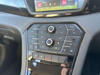 MG GS 1.5 GS Exclusive Semi-Auto 5dr