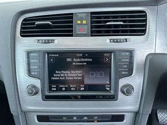 VOLKSWAGEN GOLF 1.6 Golf Match TDI BlueMotion Technology Semi-Auto 5dr
