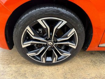 RENAULT CLIO 1.6 Clio Techno E-Tech HEV Auto 5dr