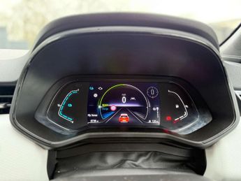 RENAULT CLIO 1.6 Clio Techno E-Tech HEV Auto 5dr