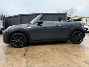 MINI CONVERTIBLE 2.0 Cooper S Auto 2dr