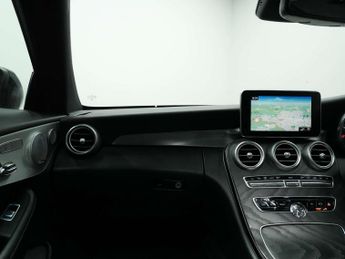 Mercedes-Benz C-CLASS 2.1 C 250 AMG Line Premium+ D Auto 2dr