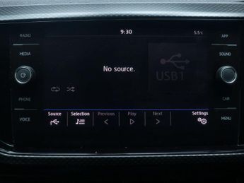 VOLKSWAGEN T-CROSS 1.0 T-Cross SE TSi Semi-Auto 5dr