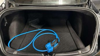 TESLA MODEL 3 Model 3 Standard Range + 4dr