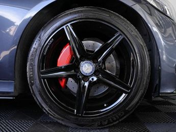 Mercedes-Benz C-CLASS 2.1 C220 AMG Line Premium+ Bluetec Auto 4dr