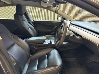 TESLA MODEL 3 Model 3 Long Range AWD 4WD 4dr