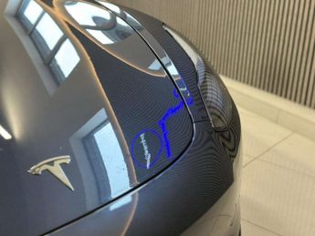 TESLA MODEL 3 Model 3 Long Range AWD 4WD 4dr