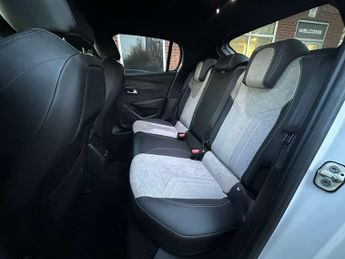 PEUGEOT 208 208 GT Premium EV 5dr