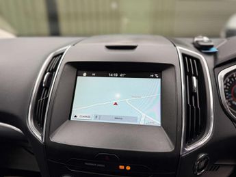 FORD S-MAX 2.0 S-Max Titanium TDCi Auto 5dr