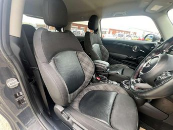 MINI HATCH 2.0 Cooper SD Automatic 3dr - NATIONAL DELIVERY*