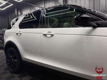 Land Rover Discovery Sport 2.0 TD4 HSE Black SUV 5dr Diesel Auto 4WD Euro 6 (s/s) (180 ps)