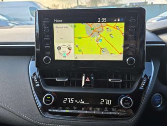 Toyota COROLLA 1.8 Corolla Design VVT-i HEV CVT 5dr