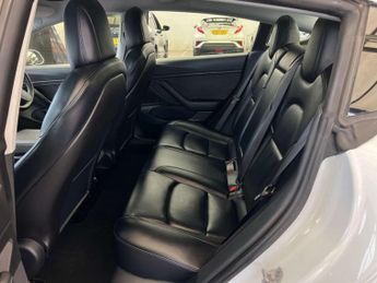 TESLA MODEL 3 Model 3 Performance AWD 4WD 4dr