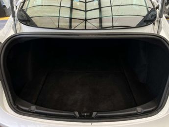 TESLA MODEL 3 Model 3 Performance AWD 4WD 4dr