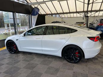 TESLA MODEL 3 Model 3 Performance AWD 4WD 4dr